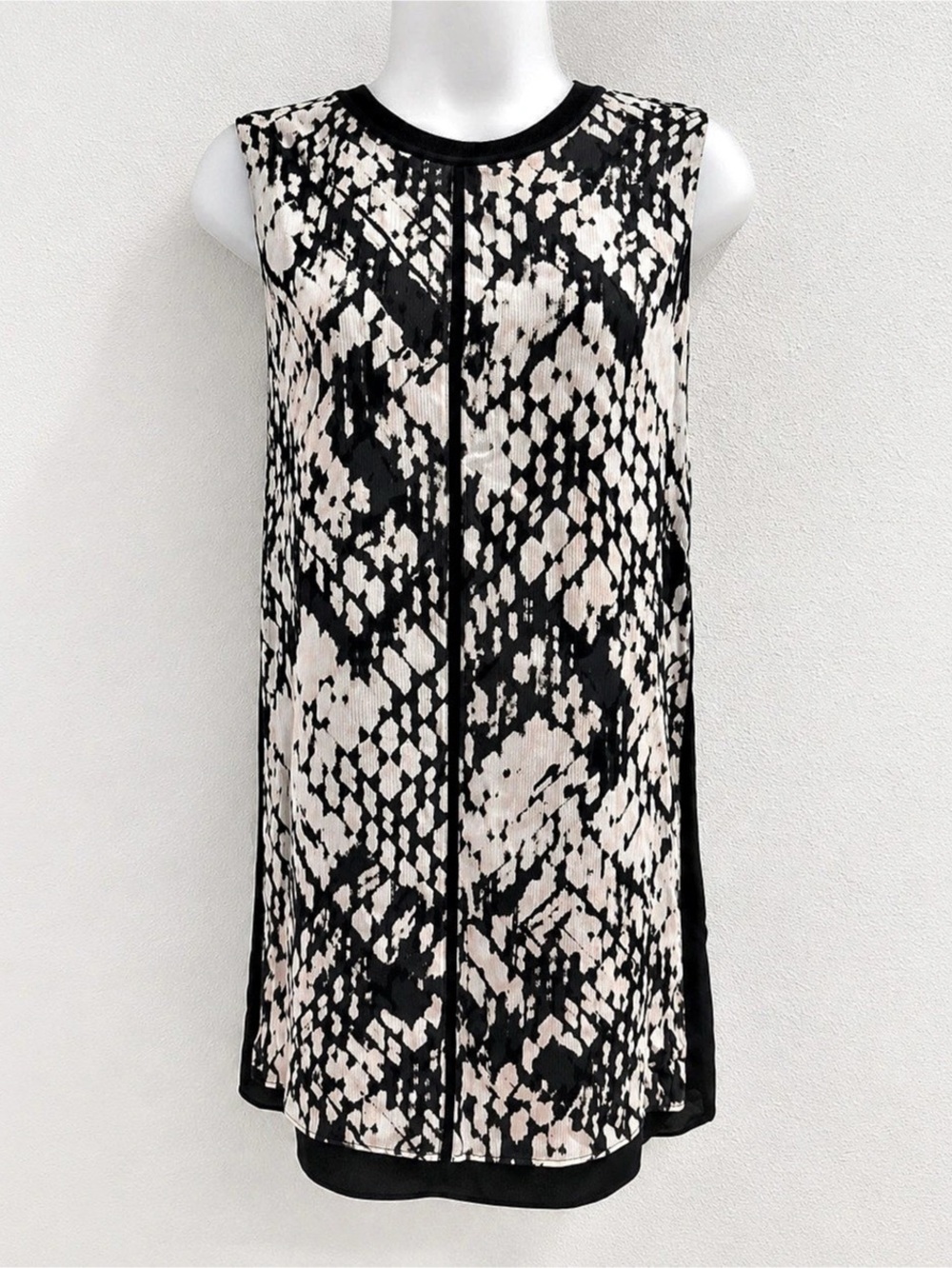Vince Sleeveless Tunic Dress Size 2 Abstract Print Black Ivory Blush